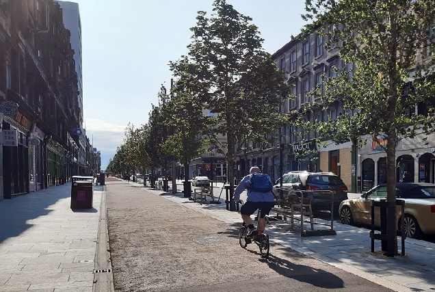 Bruce Whyte photo of Glasgow cycle path with cyclist