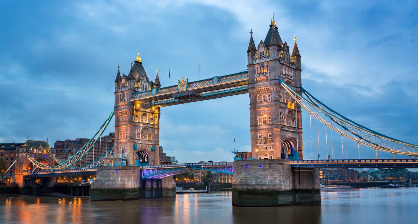 Tower Bridge at dusk [photo: Shutterstock]